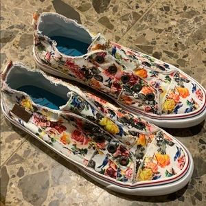 Blowfish casual flower slip on active shoes